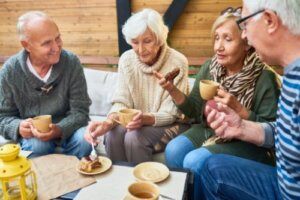 Exclusive-Senior-Living-Programs-300x200-2